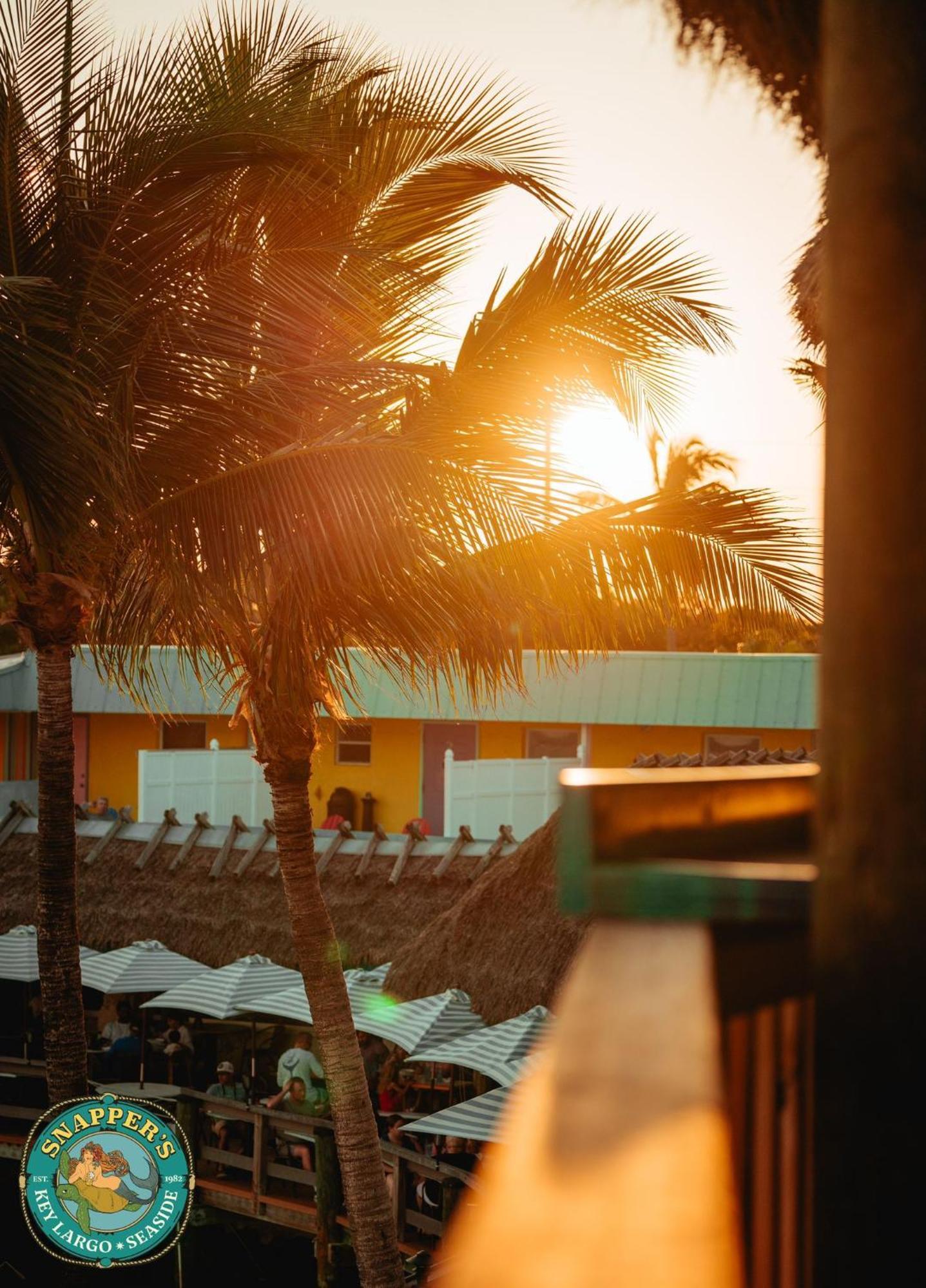 Snappers Key Largo Hotel Exterior photo